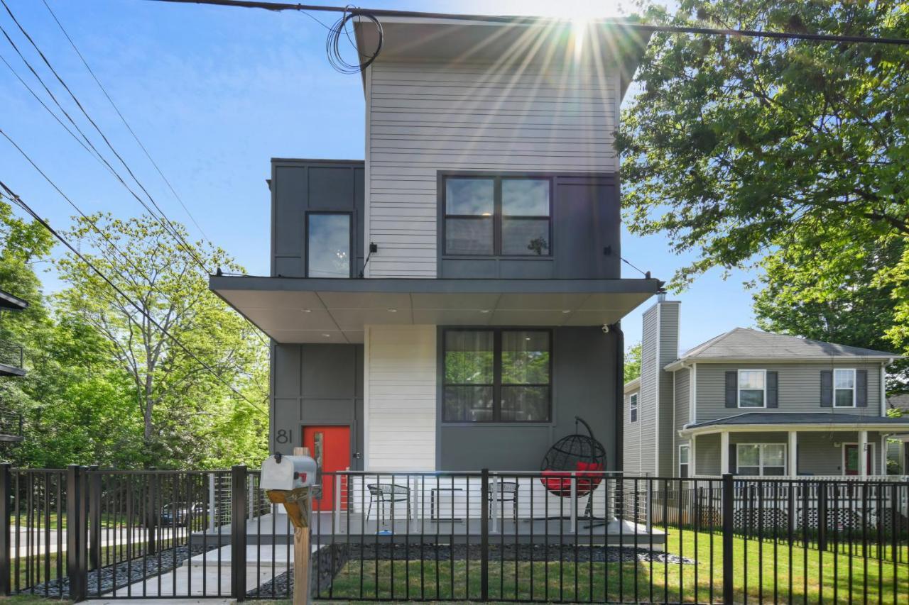 The Red Door - Ultra Modern Atlanta Home - Designedbydom Extérieur photo